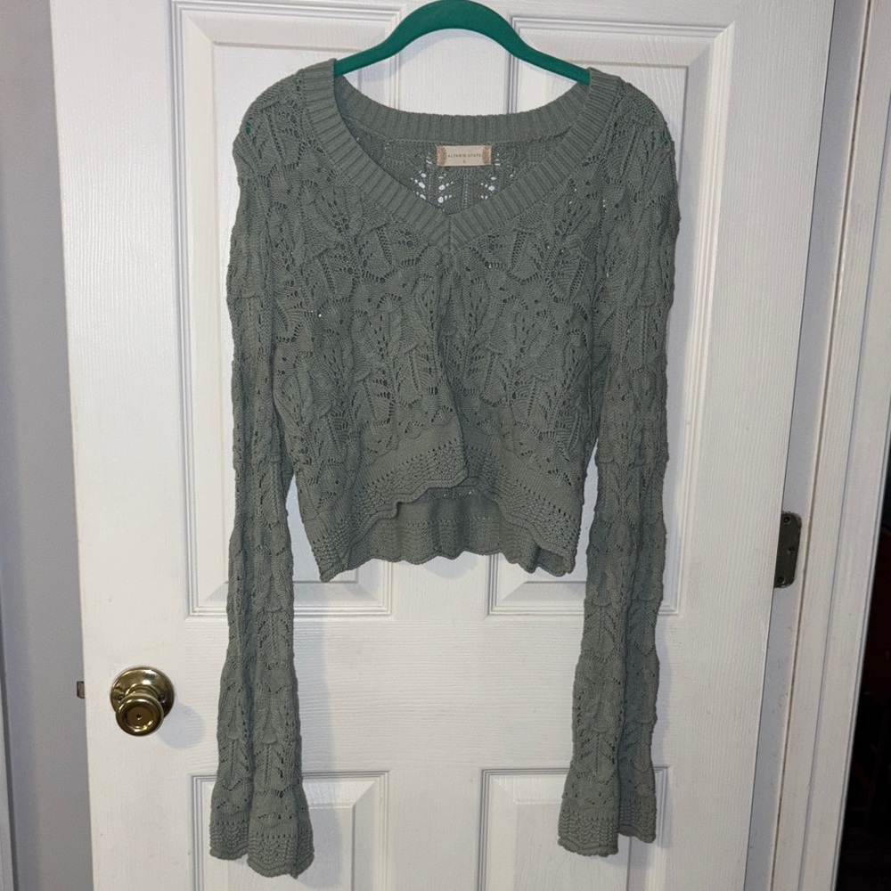 Altar'd State V-Neck Sweater - Green